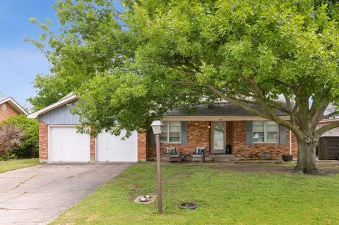 304 N Bonham Dr, Allen, TX 75013