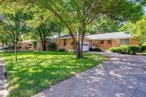 215 Mizell St, Duncanville, TX 75116