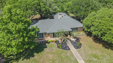 102 Greenwood Dr, Ovilla, TX 75154