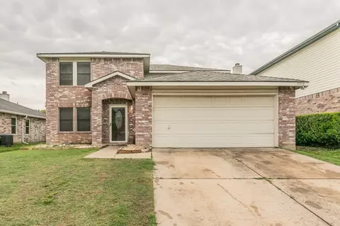 5372 Kingsknowe Pkwy, Fort Worth, TX 76135
