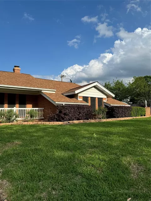 7509 Pebbleford Rd, Fort Worth, TX 76134