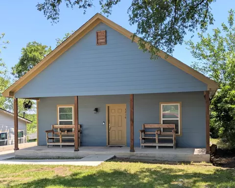 3216 Prairie Ave, Fort Worth, TX 76106