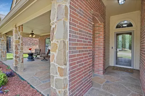 1116 Linden Dr, Burleson, TX 76028