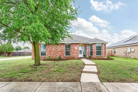 301 Meadow View Ln, Anna, TX 75409