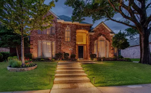 1909 Sagebrush Trl, Richardson, TX 75080
