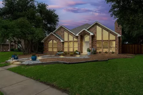 2203 Glen Helen Cir, Carrollton, TX 75007
