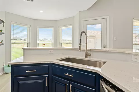 Kitchen - 306 E Pine St, Mabank, TX 75147 photo 3 of 4