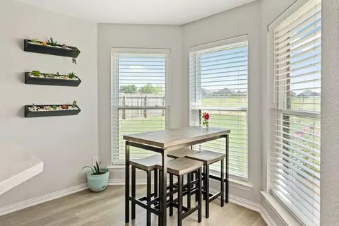 Dining - 306 E Pine St, Mabank, TX 75147 photo 1 of 1