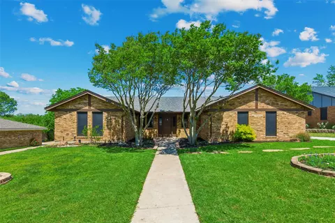 6529 Spring River Ln, North Richland Hills, TX 76180