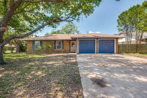 501 Cardinal Dr, Denton, TX 76209