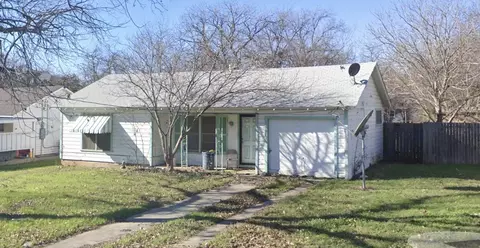 2616 Cravens Rd, Fort Worth, TX 76112