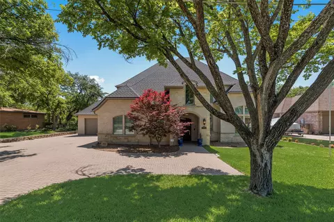 7028 Creek Bend Rd, Dallas, TX 75252
