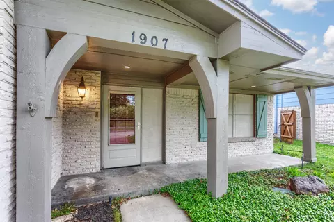 Exterior - 1907 E Spring Valley Rd, Richardson, TX 75081 photo 2 of 6