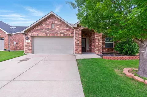 893 Oarlock Dr, Crowley, TX 76036