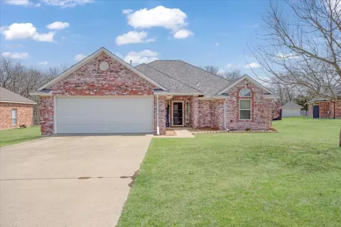 407 Sunshine Trl, Bells, TX 75414