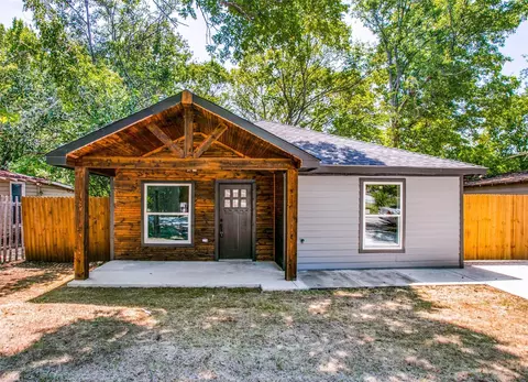 5209 Crowley St, Sansom Park, TX 76114