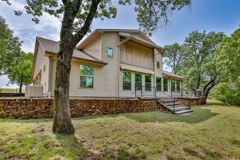 149 Red Oak, Gainesville, TX 76240