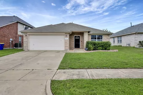 6717 Red Rock Trl, Watauga, TX 76137