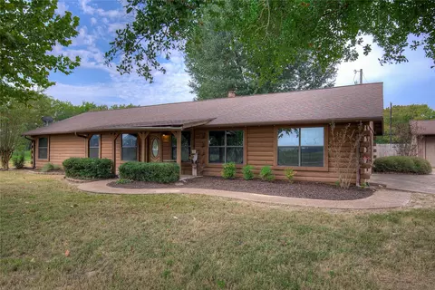 7942 Fm 859, Edgewood, TX 75117