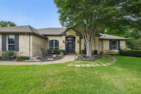 4019 Brooks Ct, Argyle, TX 76226 photo 2
