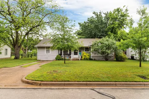 1104 Ann St, Bedford, TX 76022
