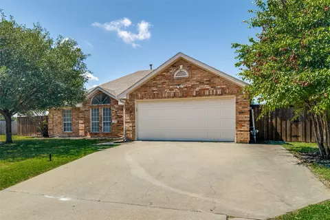 122 Villanova Cir, Forney, TX 75126
