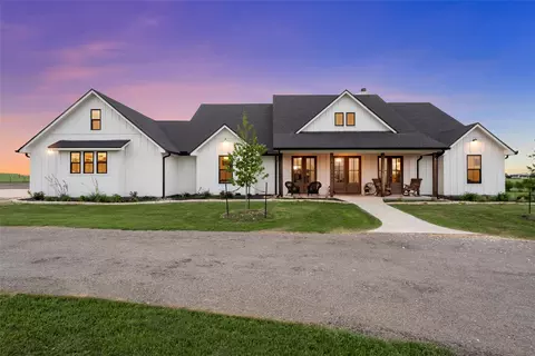 688 Pleasant Run Rd, Crawford, TX 76638