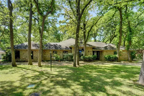2751 Warwick Way, Grapevine, TX 76051