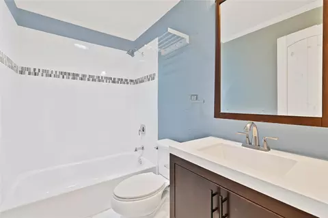 914 E Wall St, Grapevine, TX 76051 photo 13
