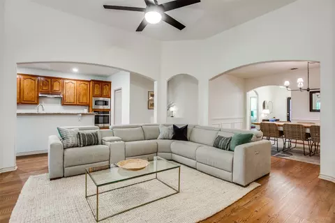 5800 Broken Spur, Mckinney, TX 75070