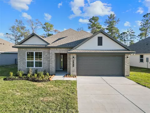 Exterior - 441 Shoreview Dr, Conroe, TX 77303 photo 1 of 2