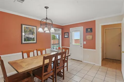 Dining - 1018 Meridith Dr, Terrell, TX 75160 photo 2 of 2