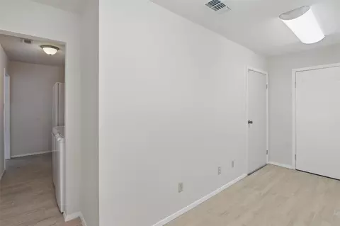 Entry Way - 1018 Meridith Dr, Terrell, TX 75160 photo 1 of 1