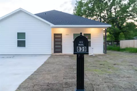 839 SW 7th St, Cooper, TX 75432