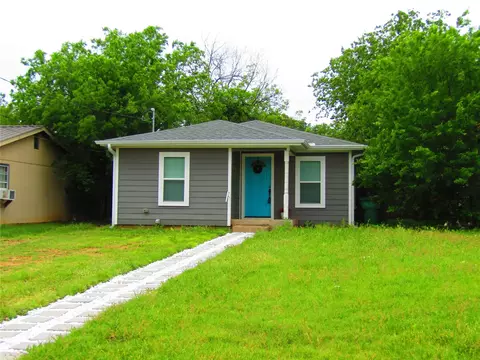 316 Tennessee St, Graham, TX 76450