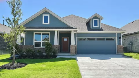 10621 Zircon Ln, Fort Worth, TX 76036