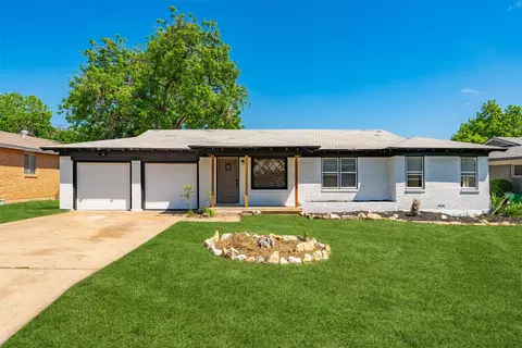 5409 Mallory Dr, Haltom City, TX 76117