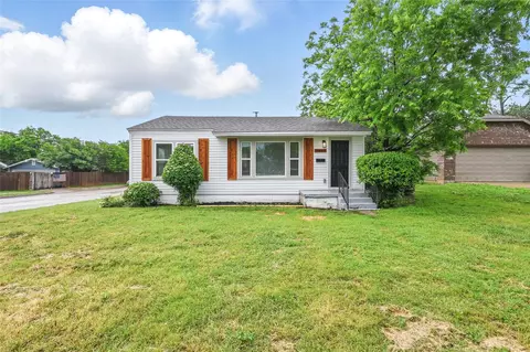 5801 Houghton Ave, Fort Worth, TX 76107