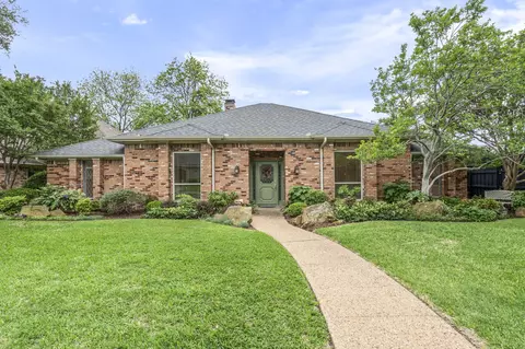 8820 Lacrosse Dr, Dallas, TX 75231