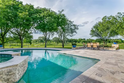 1505 Cottonwood Valley Cir N, Irving, TX 75038