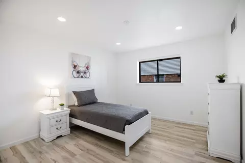 615 E Spring Valley Rd, Richardson, TX 75081 photo 23