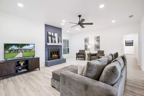 615 E Spring Valley Rd, Richardson, TX 75081 photo 11