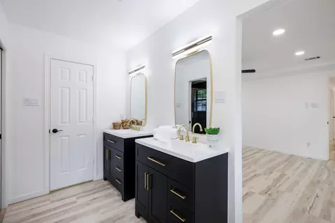 615 E Spring Valley Rd, Richardson, TX 75081 photo 26