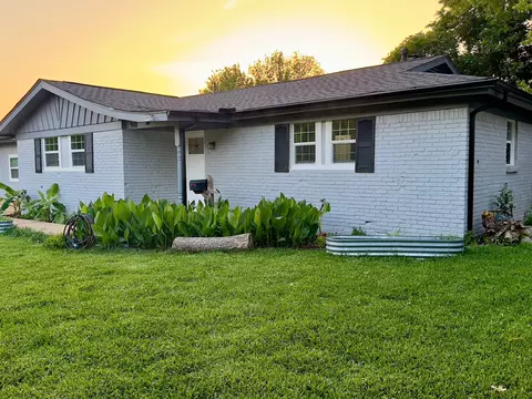 910 Clebud Dr, Euless, TX 76040 photo 37