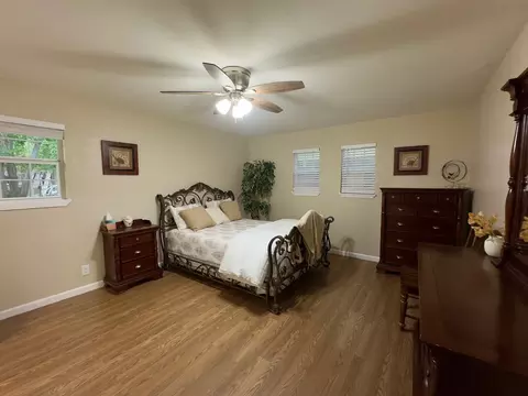 910 Clebud Dr, Euless, TX 76040 photo 23