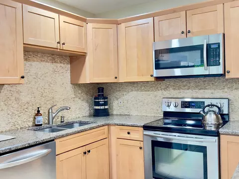 910 Clebud Dr, Euless, TX 76040 photo 8