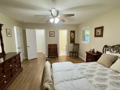 910 Clebud Dr, Euless, TX 76040 photo 24