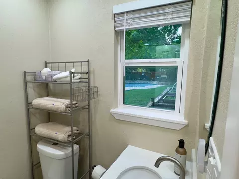 910 Clebud Dr, Euless, TX 76040 photo 28