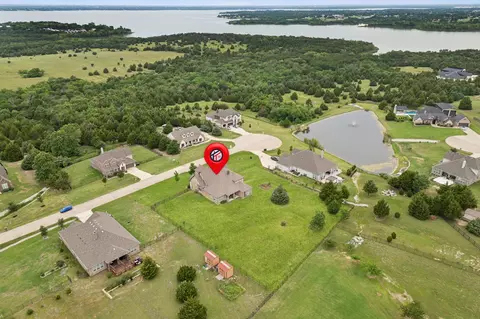 2610 Sunset Bay Ln, Nevada, TX 75173
