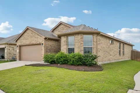 1100 Blooming Prairie Trl, Fort Worth, TX 76177